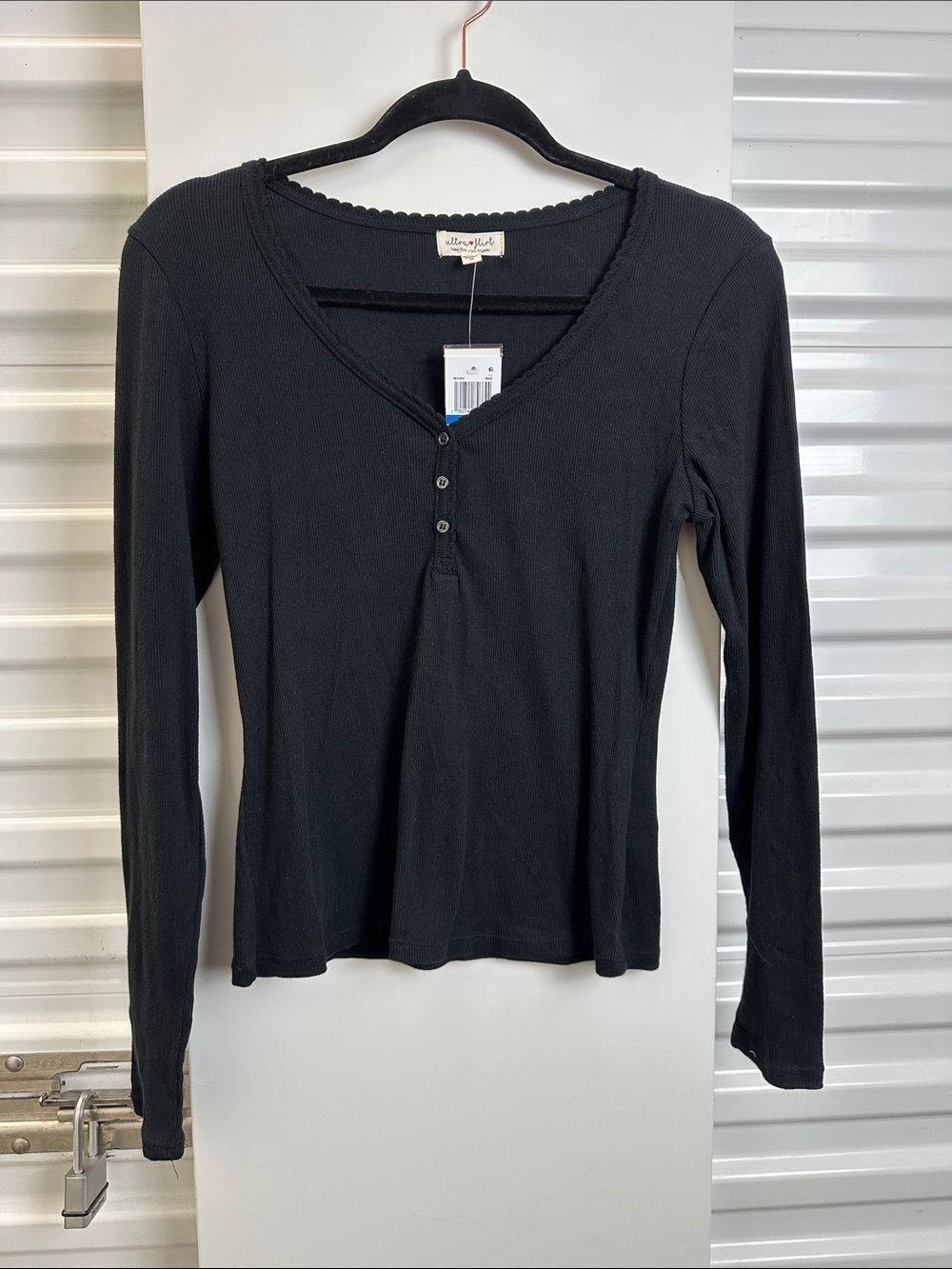 ULTRA FKIRT Black Ribbed Long-Sleeve Henley Top